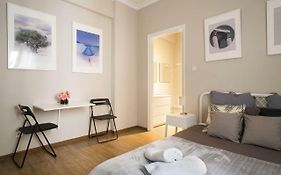 Your Stay Next To Acropolis!